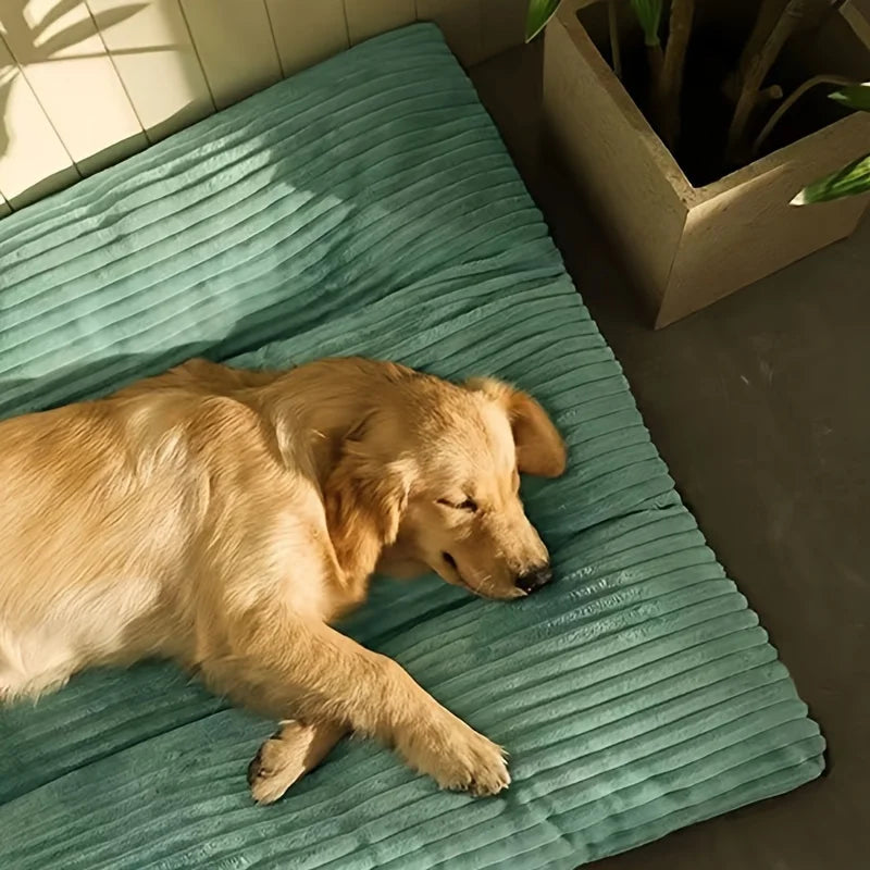 Warm, washable Pet Bed Corduroy