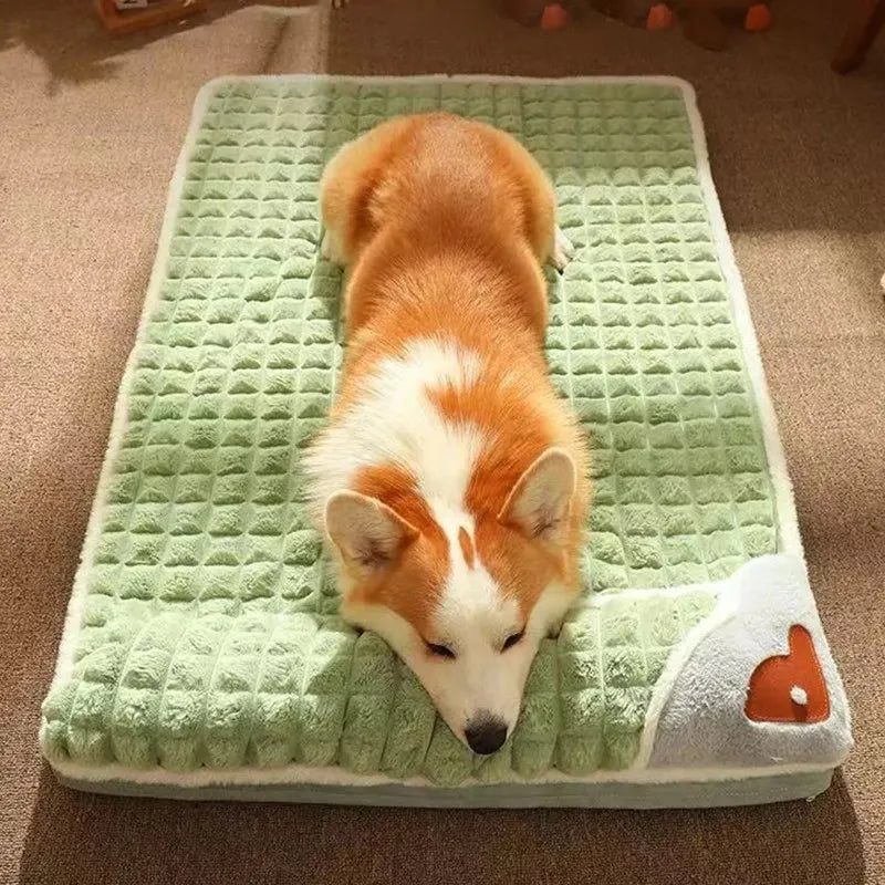 Washable pet bed mat, dogs and cats